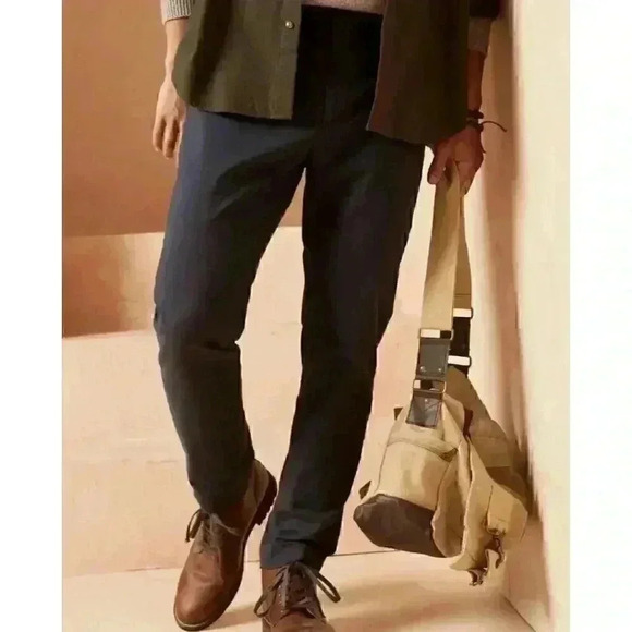 Banana Republic Grayson Navy Check Pant - Picture 1 of 13